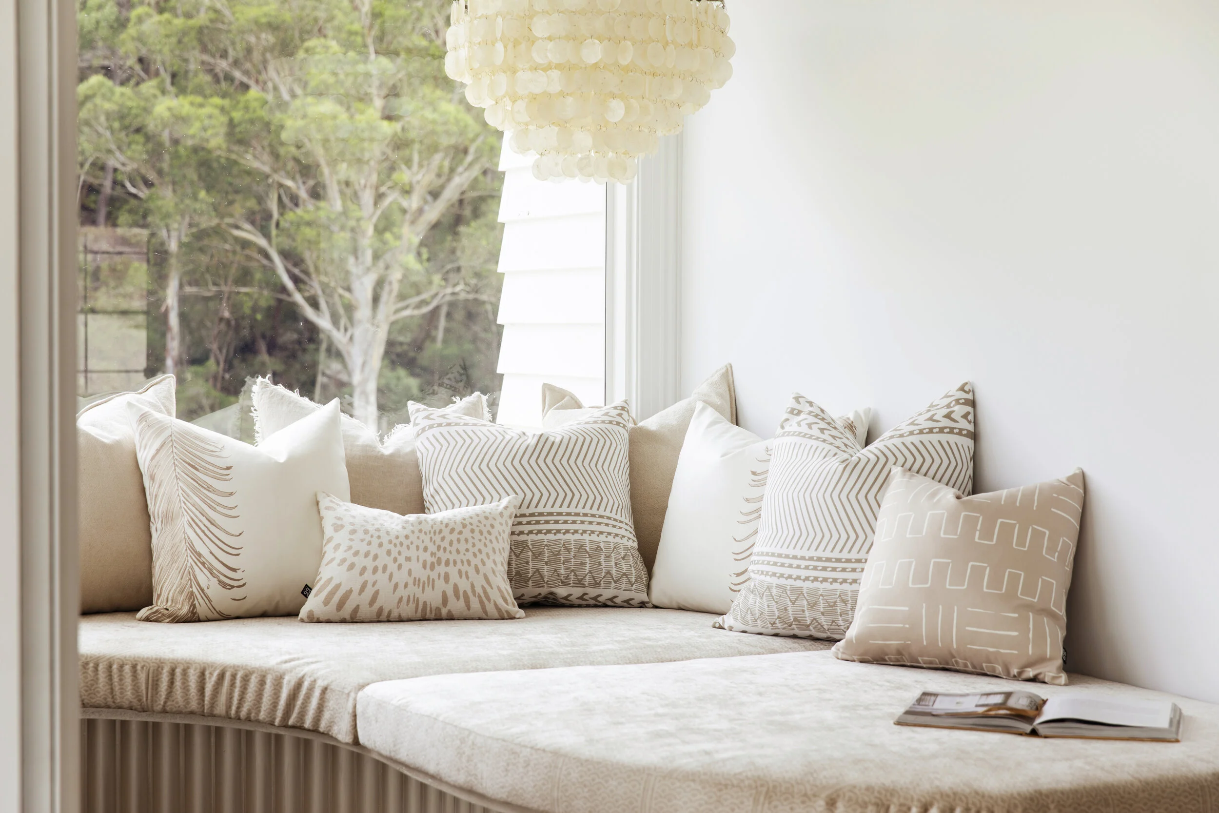 GET THE LOOK POOL HOUSE LIVING HOUSE 13 THREE BIRDS RENOVATIONS